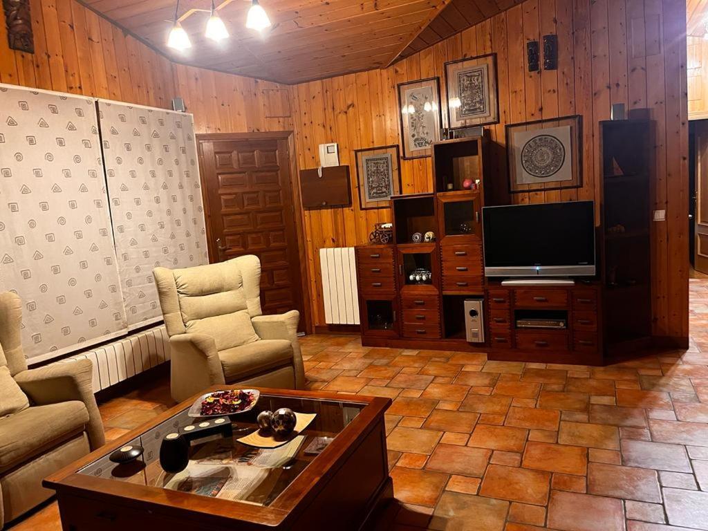Apartamentos Numancia Garray Bagian luar foto