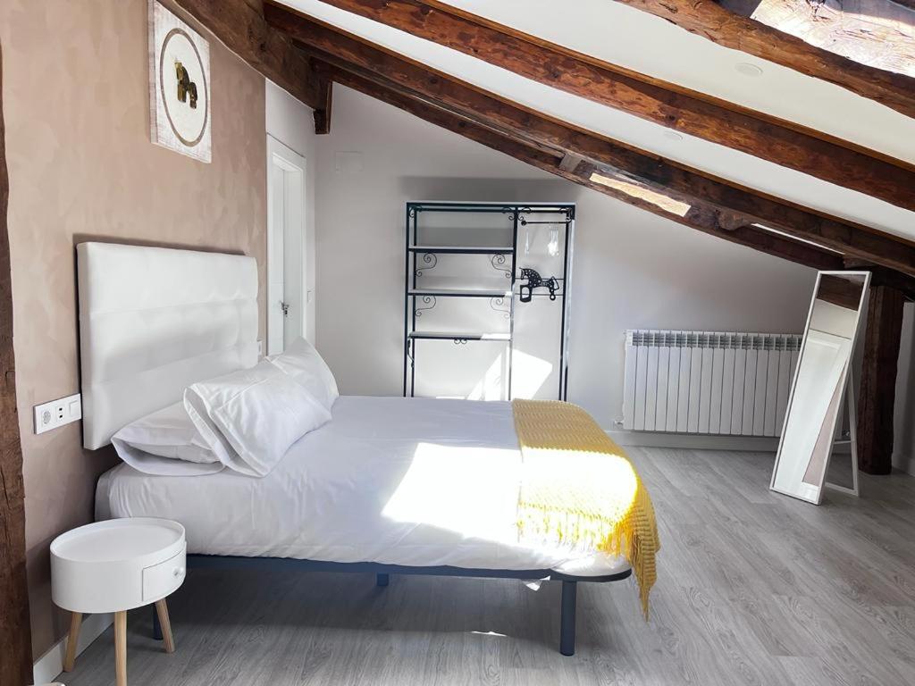 Apartamentos Numancia Garray Bagian luar foto
