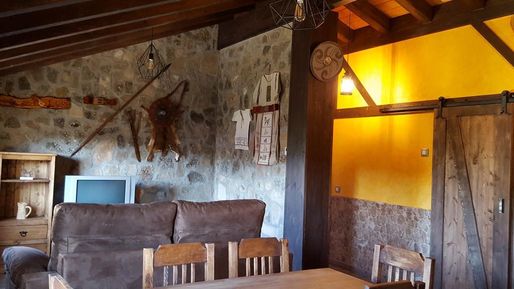 Apartamentos Numancia Garray Bagian luar foto
