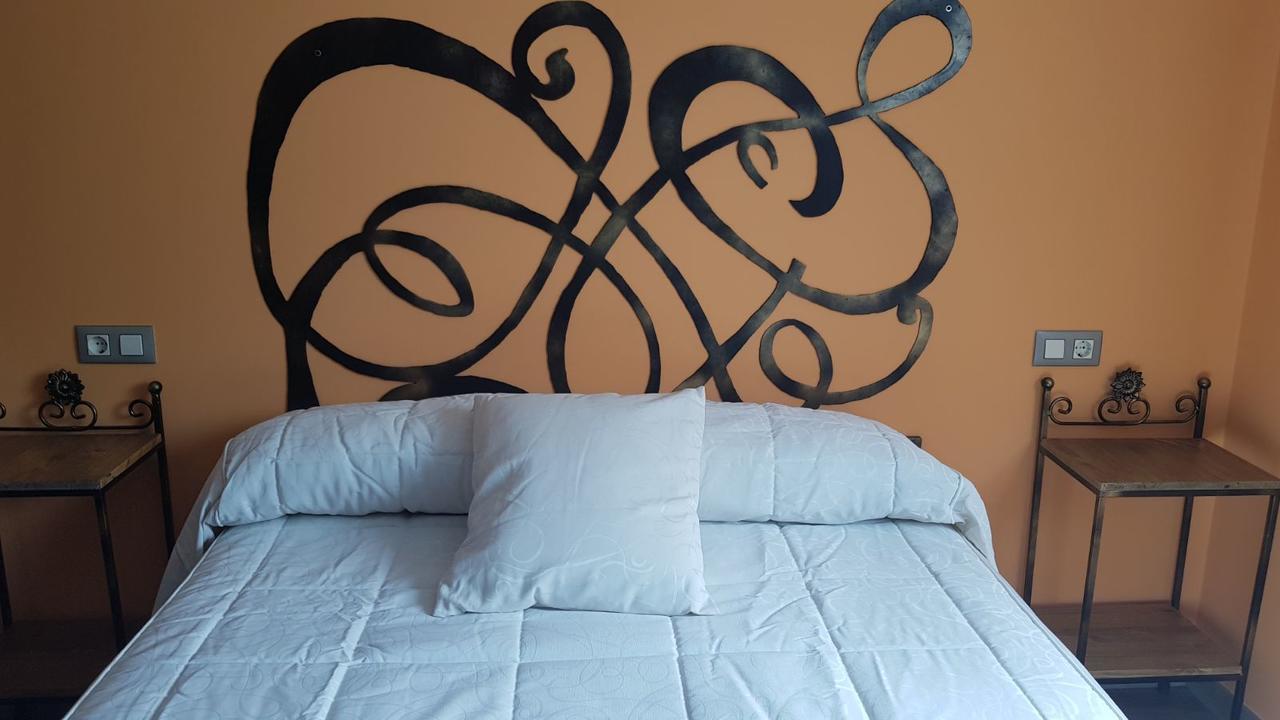 Apartamentos Numancia Garray Bagian luar foto